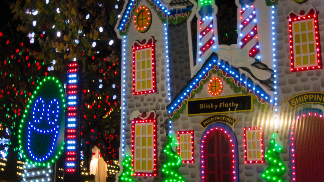 Troubleshooting Color Output Problems in Your Holiday Lighting Display with Mattos Designs
